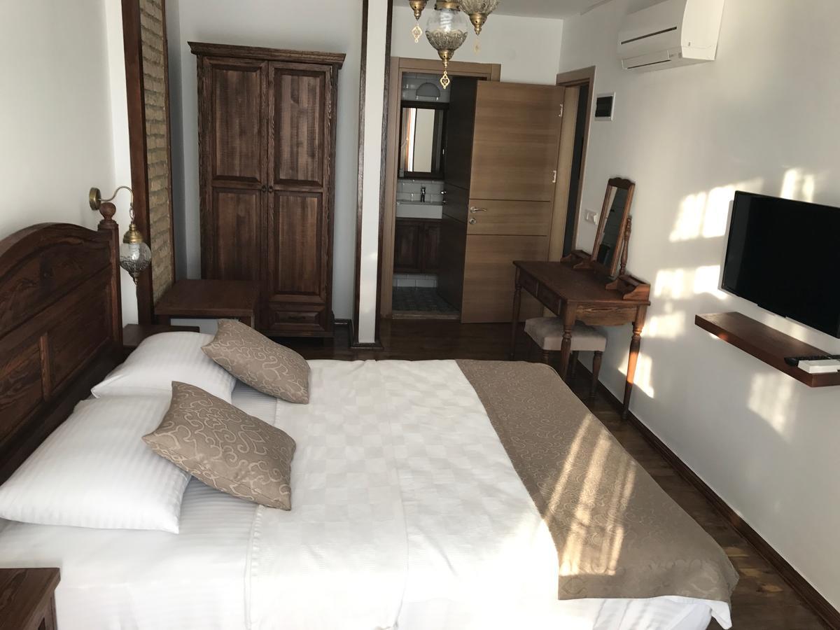 Ayshe Hotel Фоча Екстериор снимка