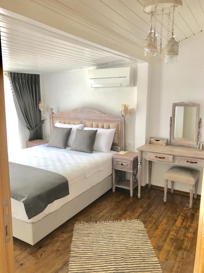 Ayshe Hotel Фоча Екстериор снимка