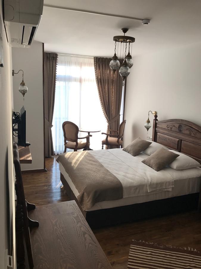Ayshe Hotel Фоча Екстериор снимка